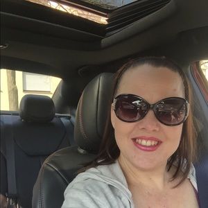 Meet your Posher, Anne